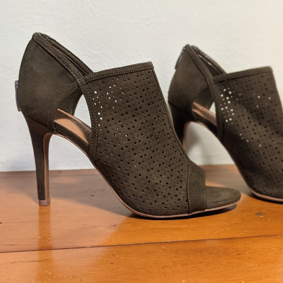 Christian Siriano for Payless Heels - Picture 9 of 9